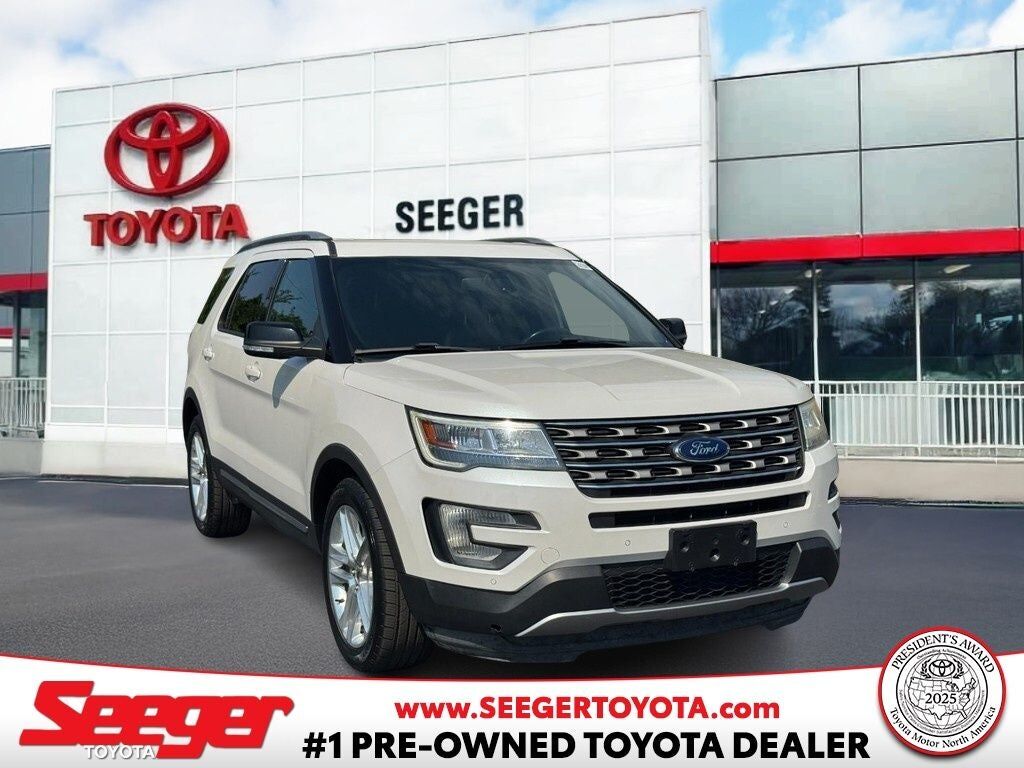 2017 FORD Explorer