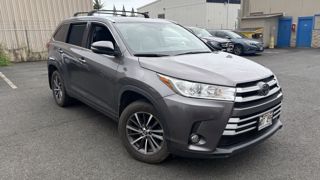 2018 TOYOTA Highlander