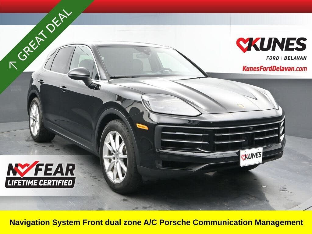 2024 PORSCHE Cayenne