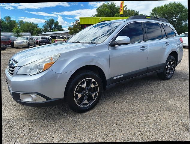 2012 SUBARU Outback