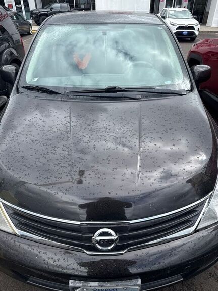 2011 NISSAN Versa