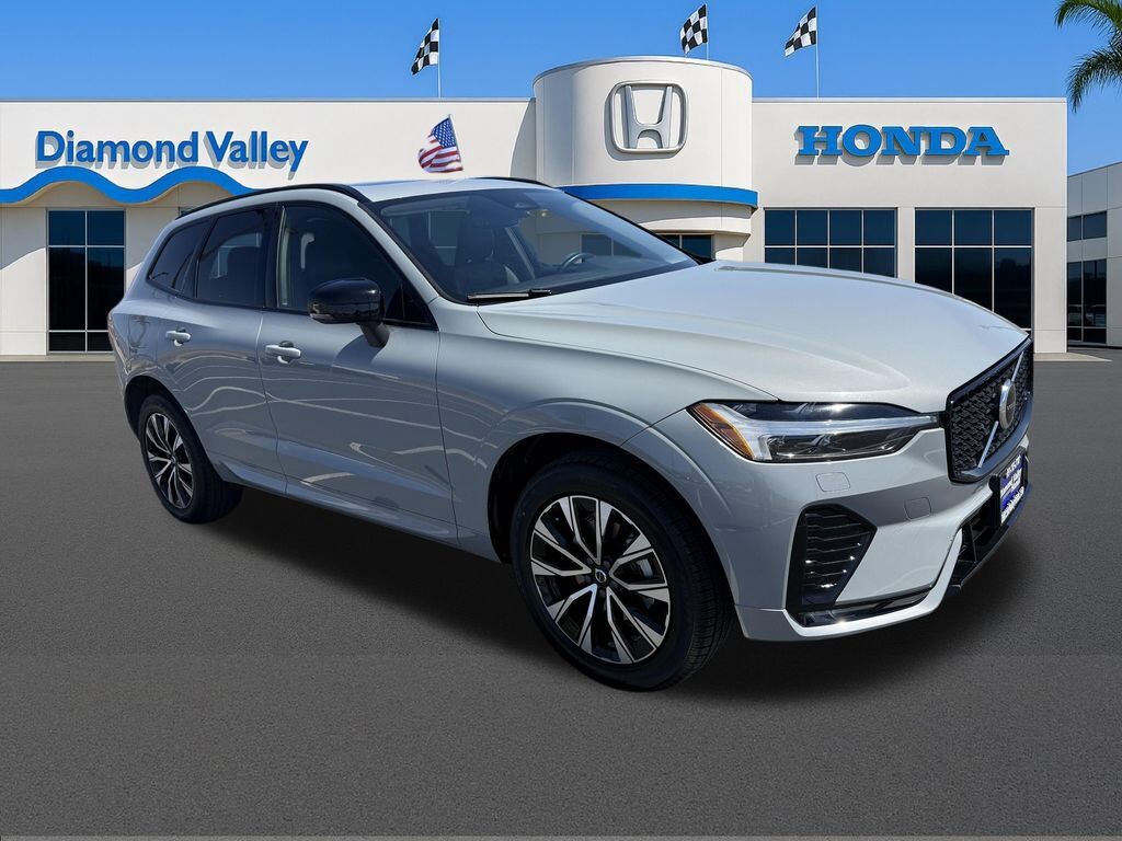 2025 VOLVO XC60