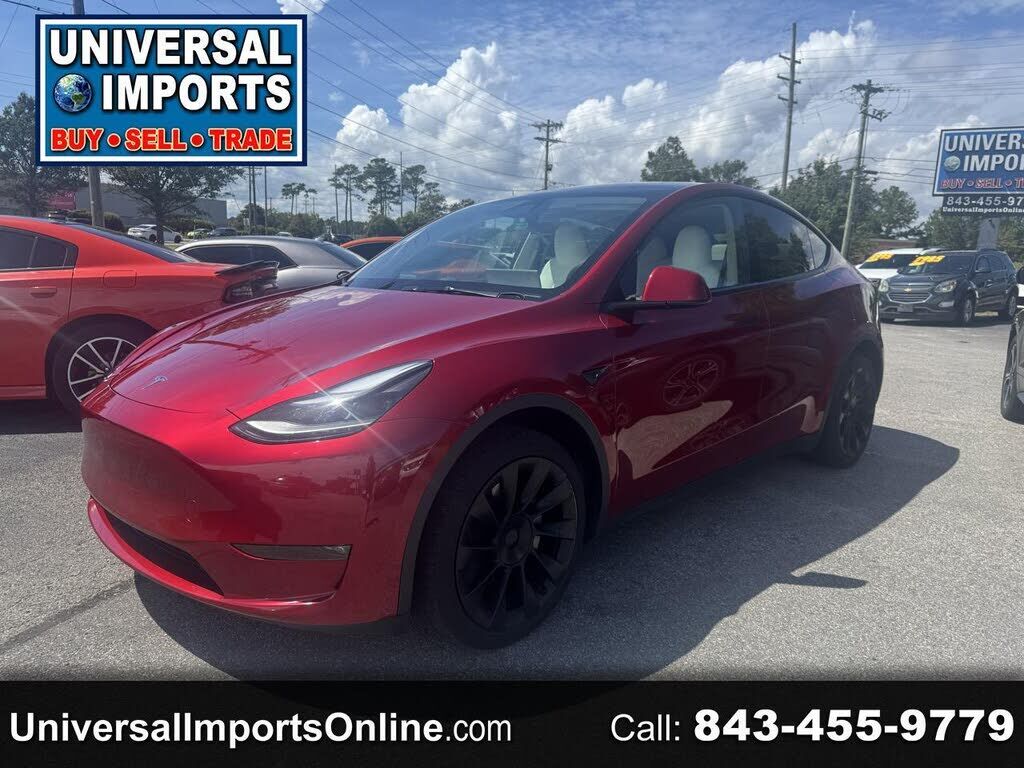 2024 TESLA Model Y