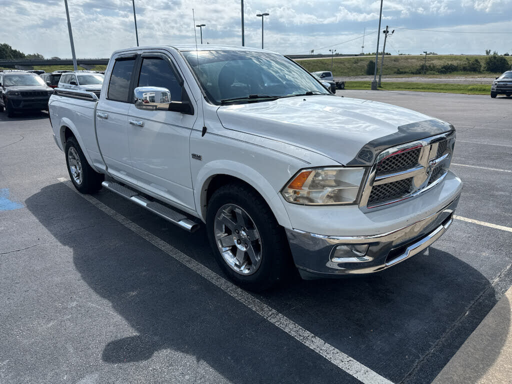 2012 DODGE Ram