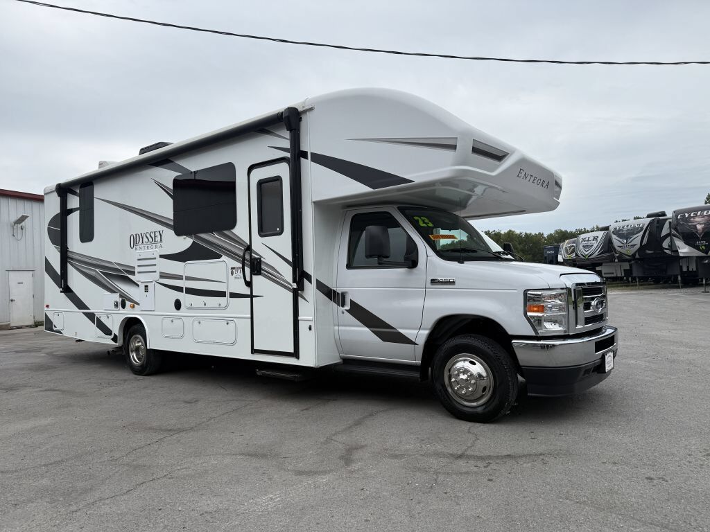 2023 FORD E-450