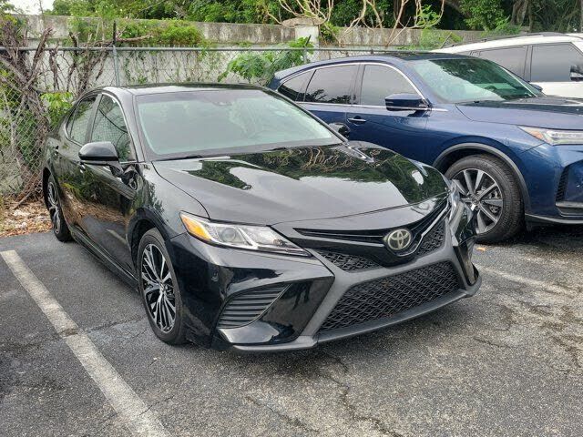 2018 TOYOTA Camry