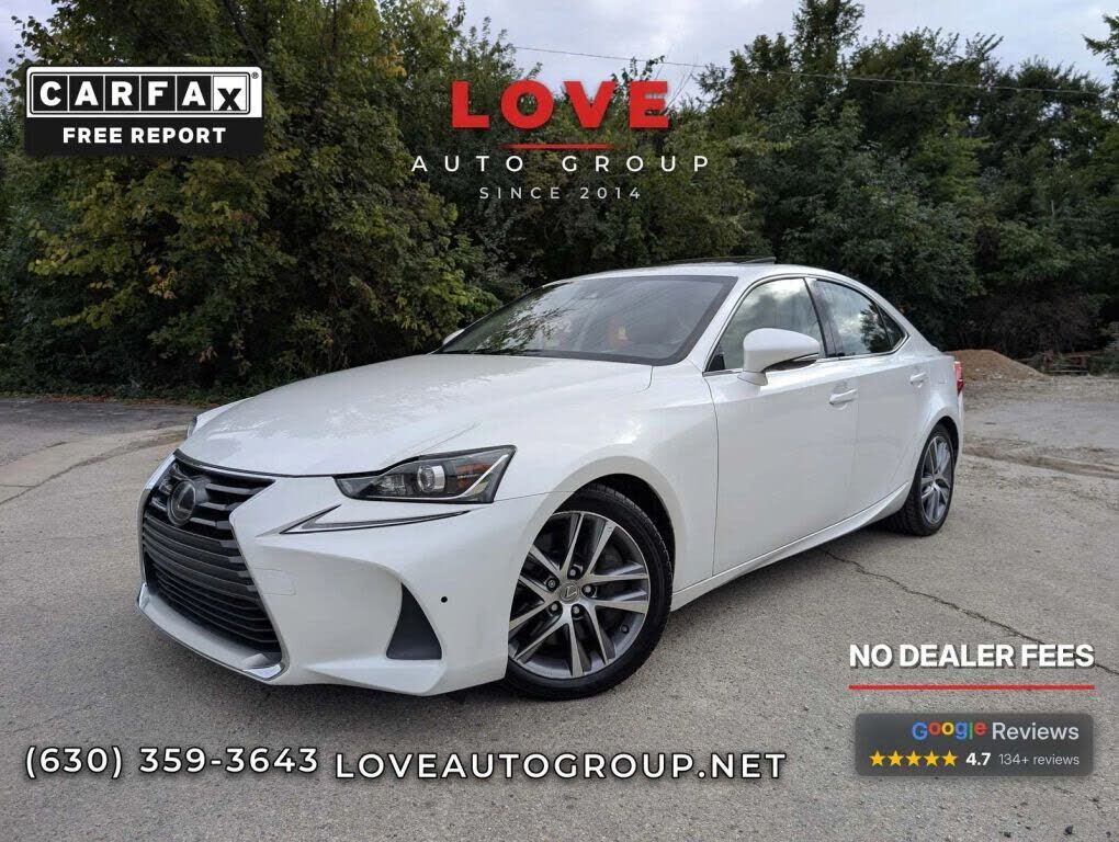 2019 LEXUS IS