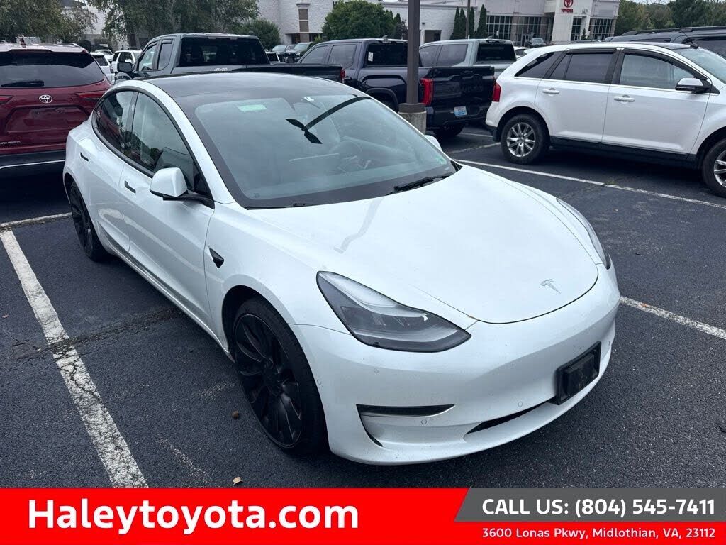 2022 TESLA Model 3