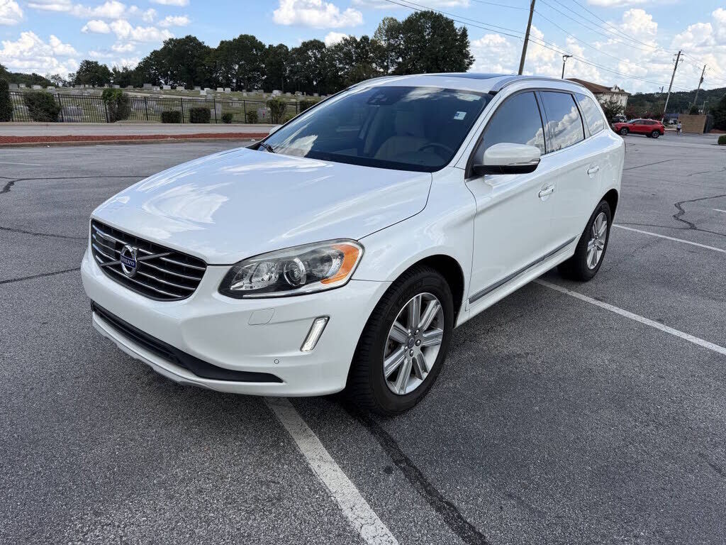 2017 VOLVO XC60