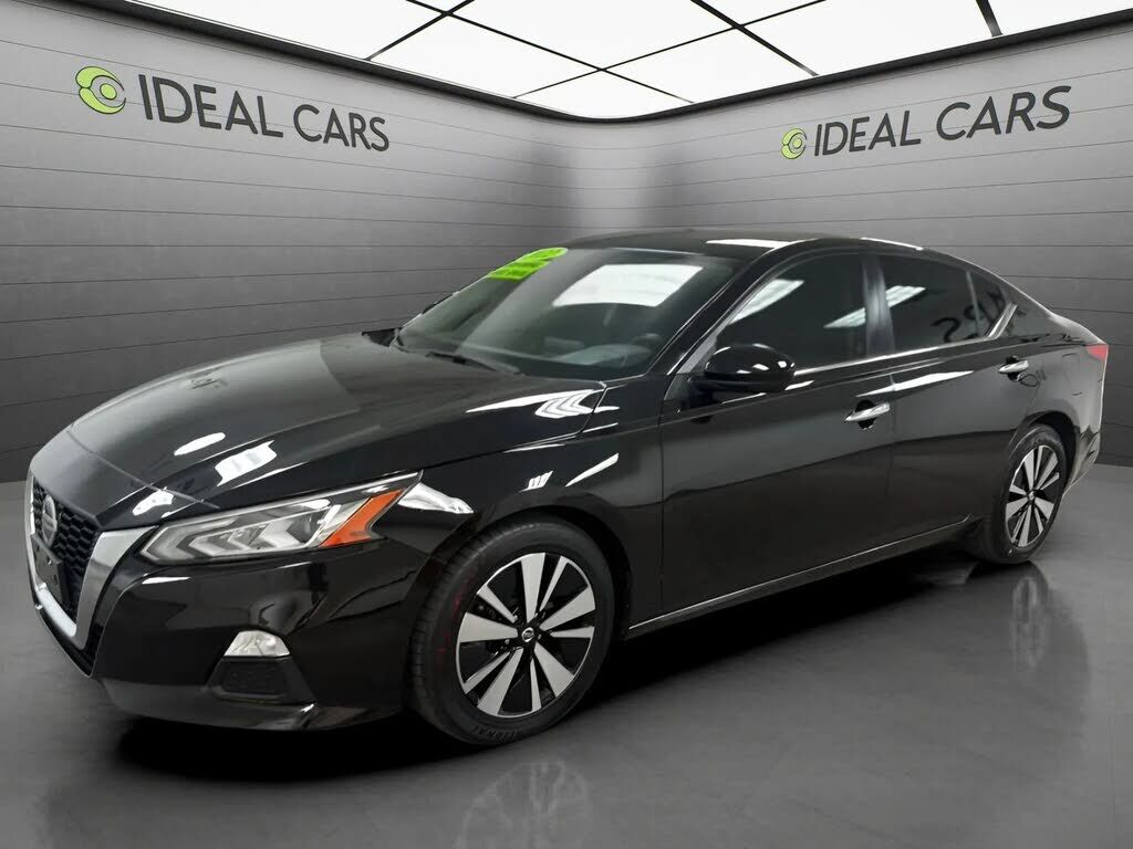 2022 NISSAN Altima