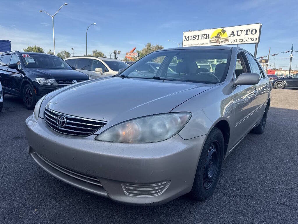 2005 TOYOTA Camry