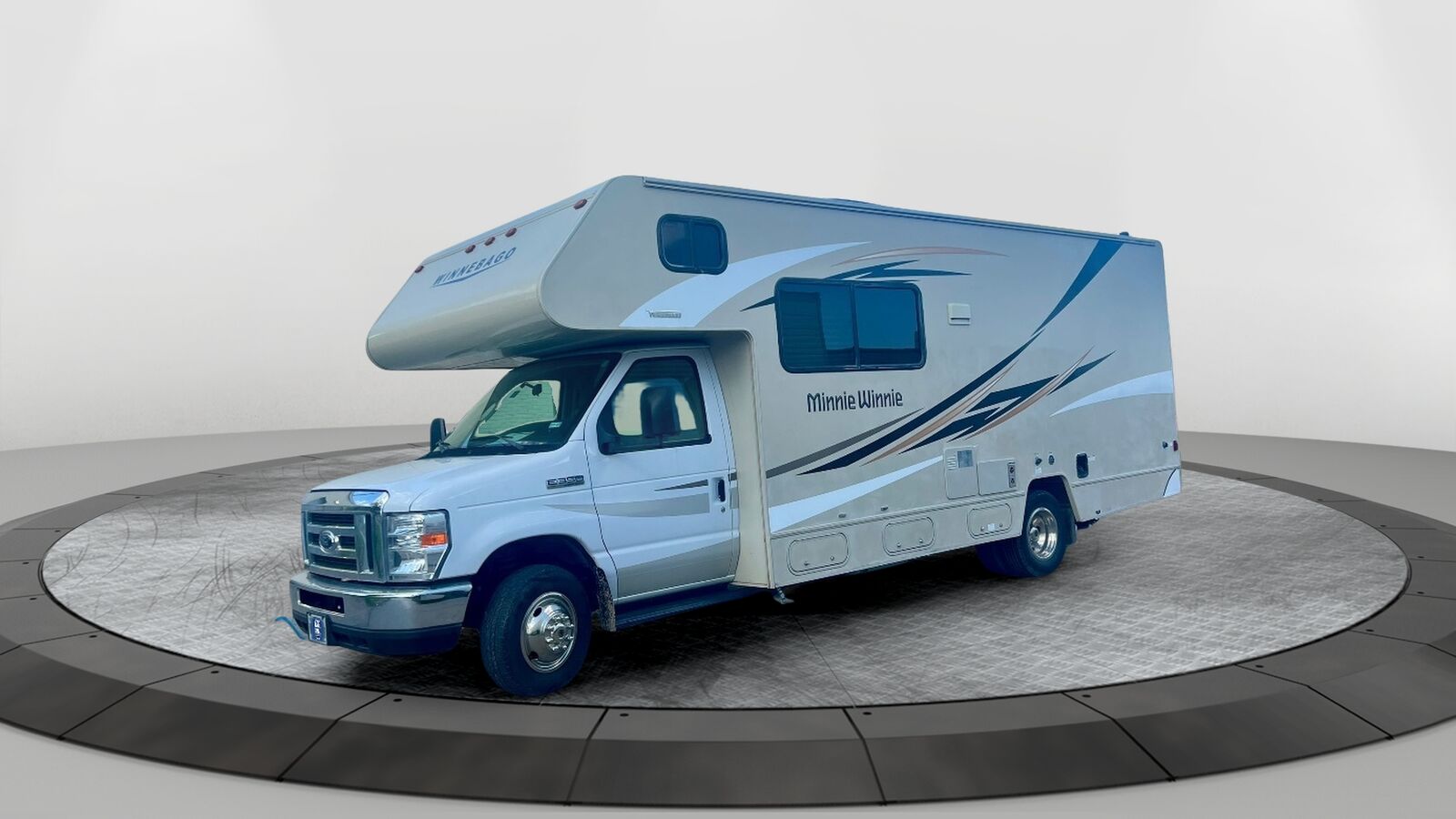 2017 FORD E-350
