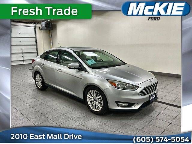 2017 FORD Focus