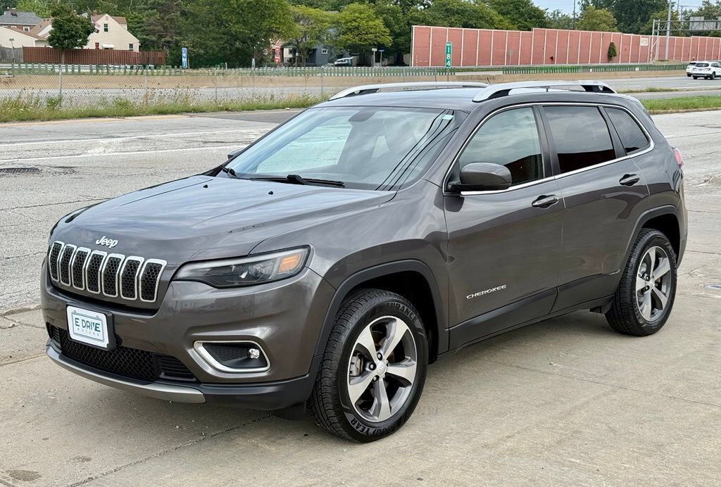 2019 JEEP Cherokee