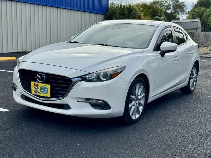 2017 MAZDA Mazda3