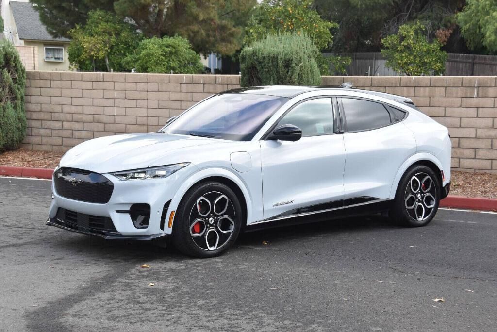 2022 FORD Mach-E