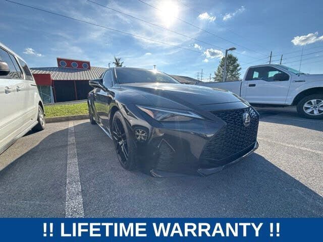 2021 Lexus IS