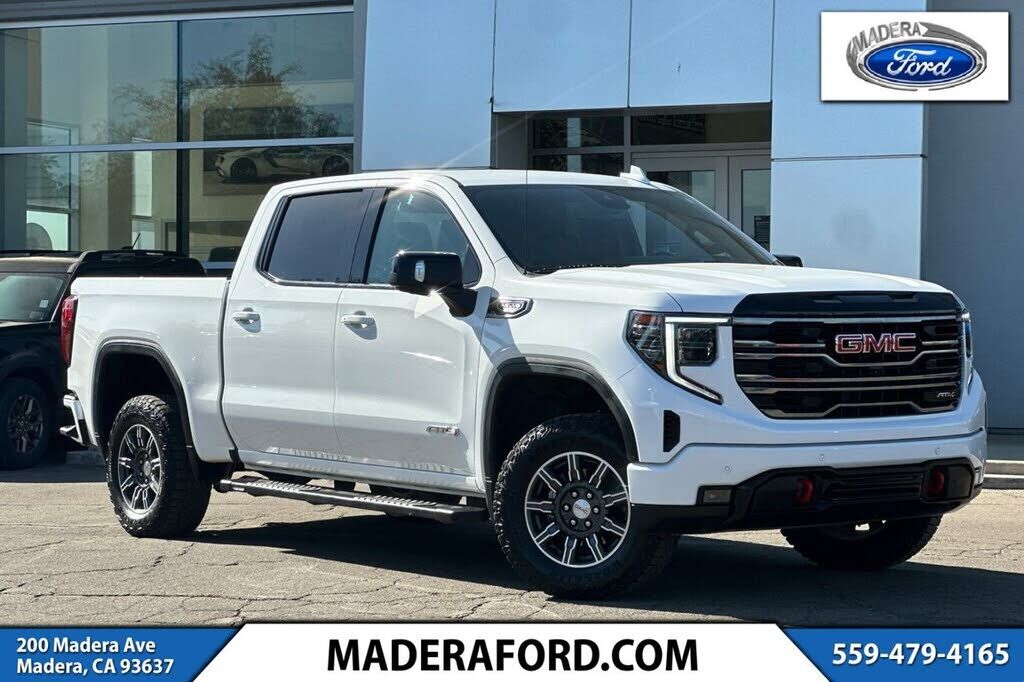 2025 GMC Sierra