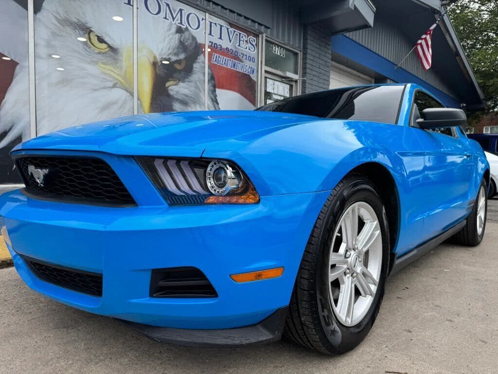 2017 FORD Mustang