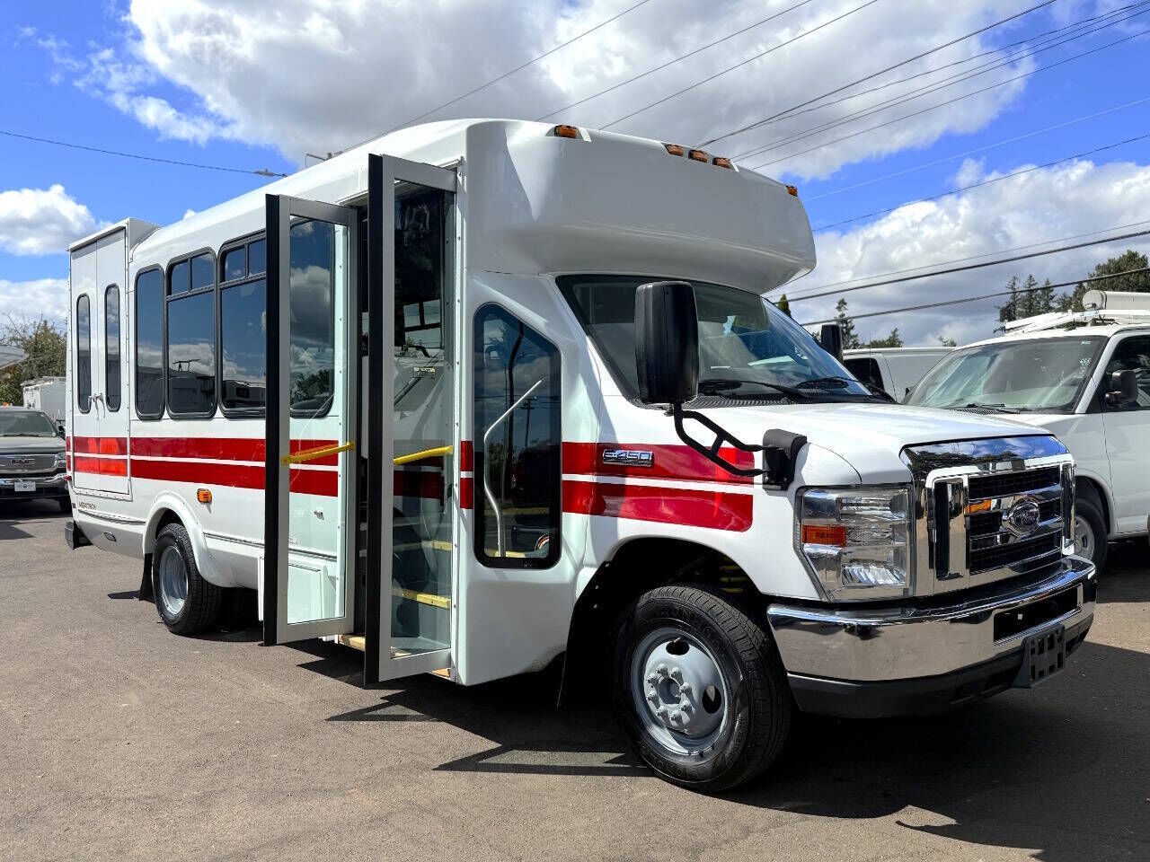 2016 FORD E-450