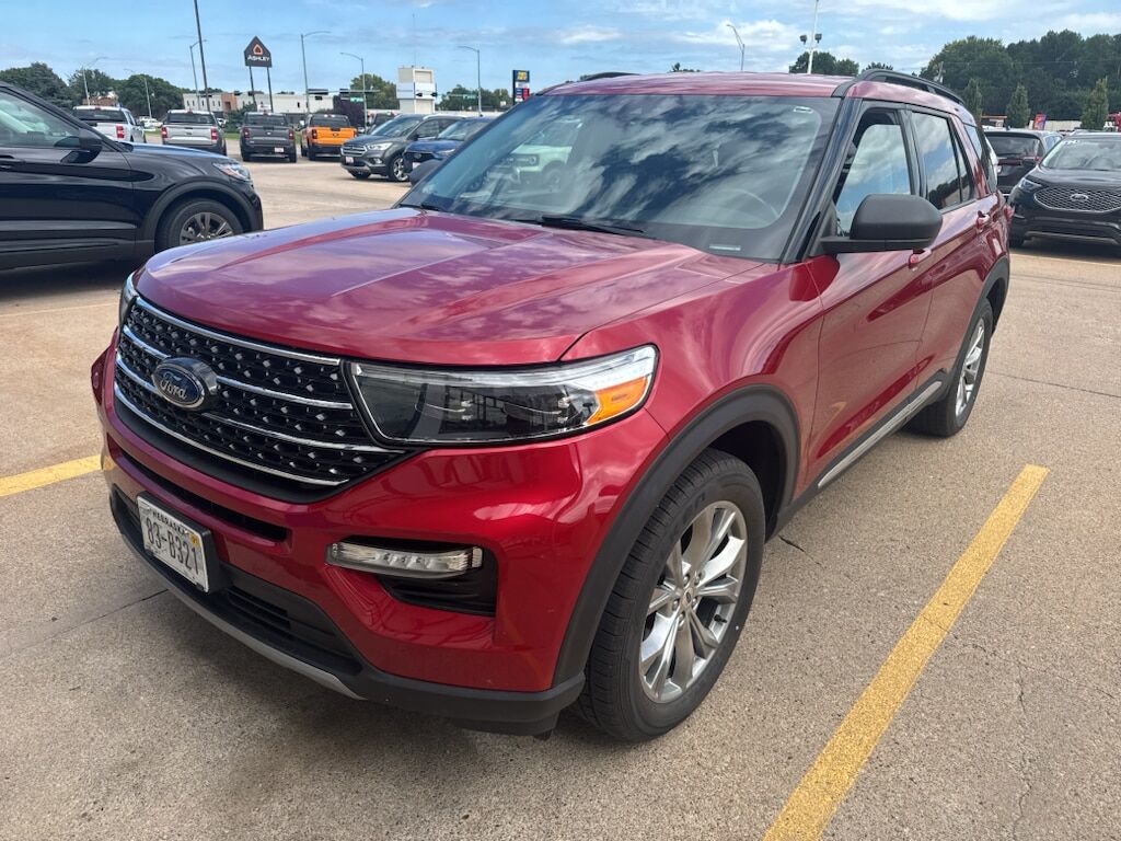2021 FORD Explorer