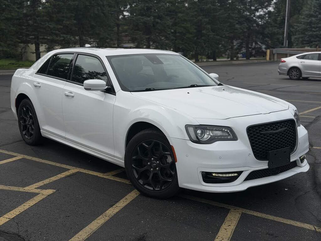 2023 CHRYSLER 300