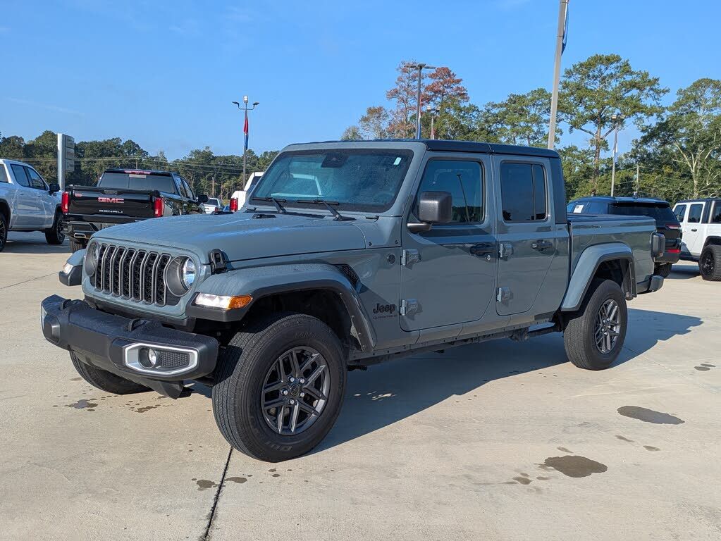 2025 JEEP Gladiator