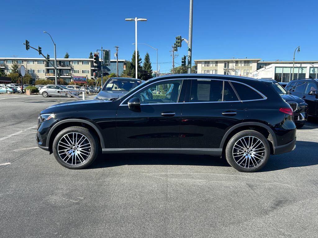 2024 Mercedes-Benz GLC-Class