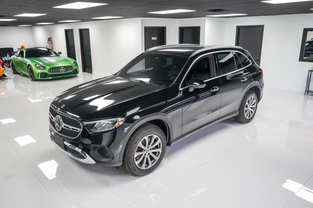 2024 Mercedes-Benz GLC-Class