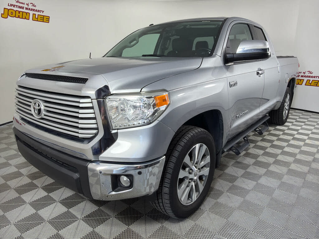2017 TOYOTA Tundra