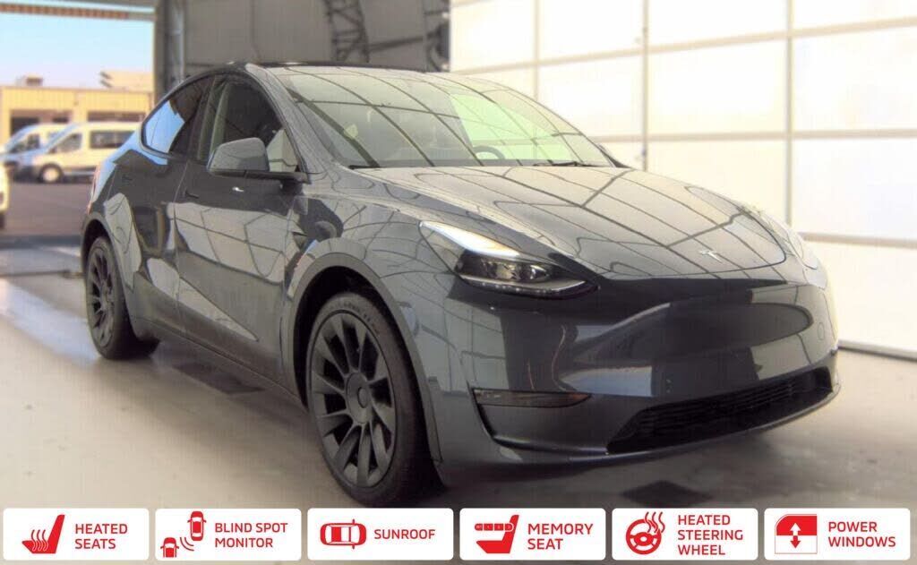 2023 TESLA Model Y