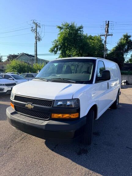 2021 CHEVROLET Express