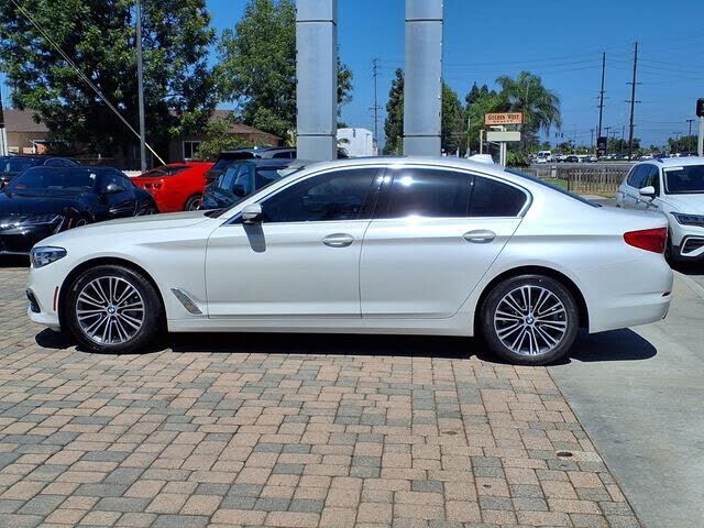 2020 BMW 530i