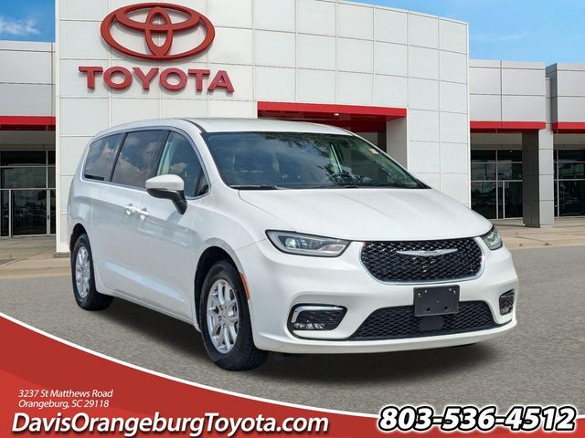 2023 CHRYSLER Pacifica