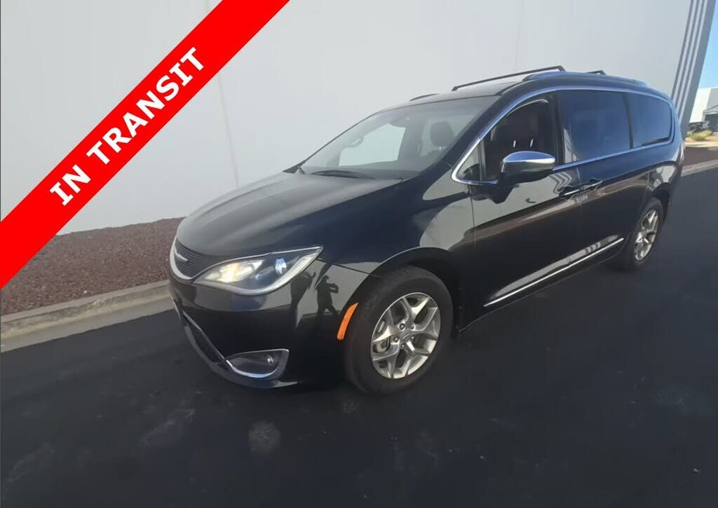 2017 CHRYSLER Pacifica