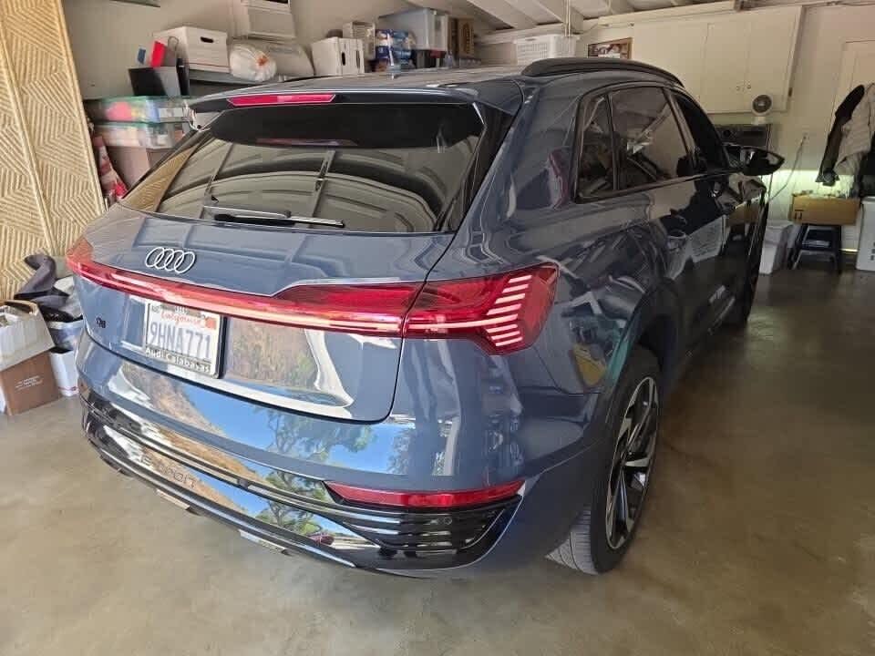 2024 Audi Q8