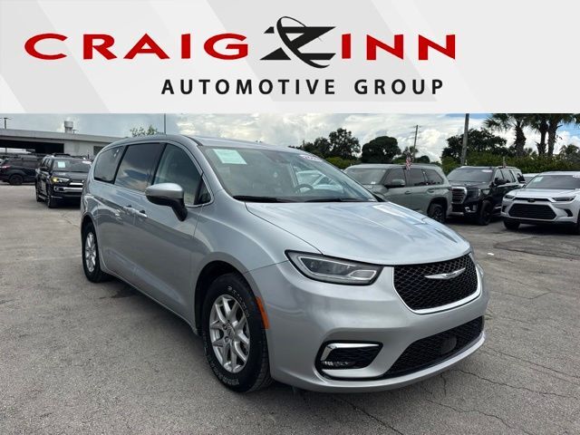 2023 CHRYSLER Pacifica