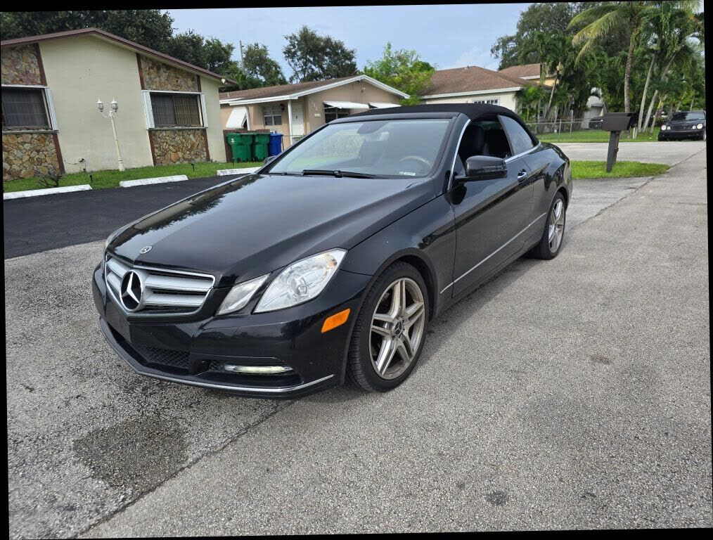 2013 MERCEDES-BENZ E-Class