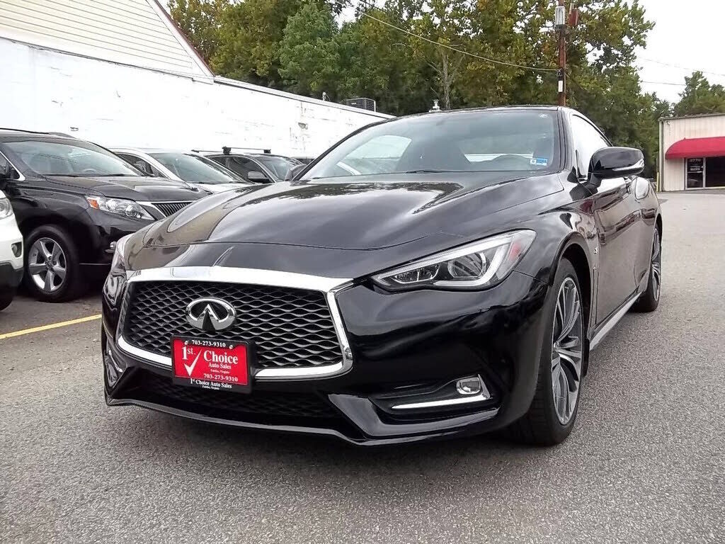 2017 INFINITI Q60