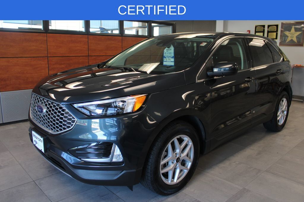2023 FORD Edge