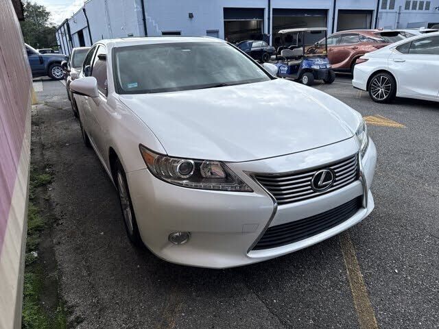 2014 LEXUS ES