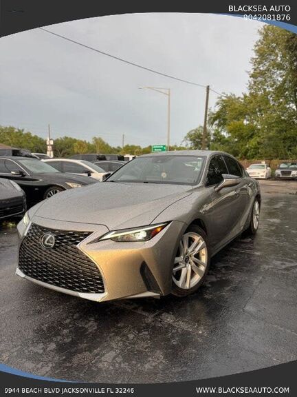 2021 LEXUS IS