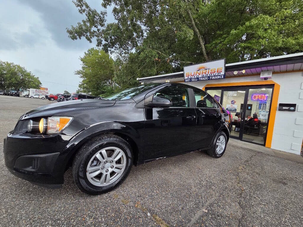 2016 CHEVROLET Sonic