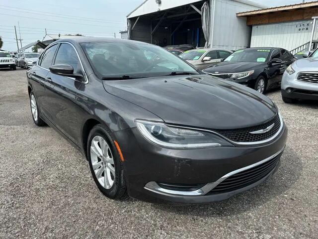 2016 CHRYSLER 200