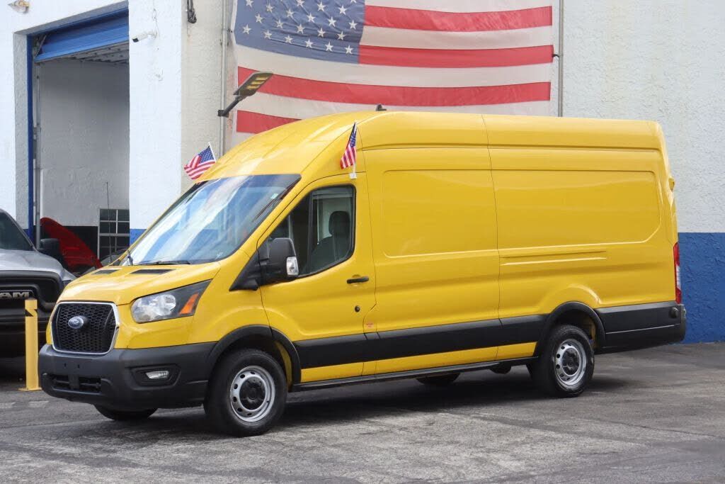 2022 FORD Transit