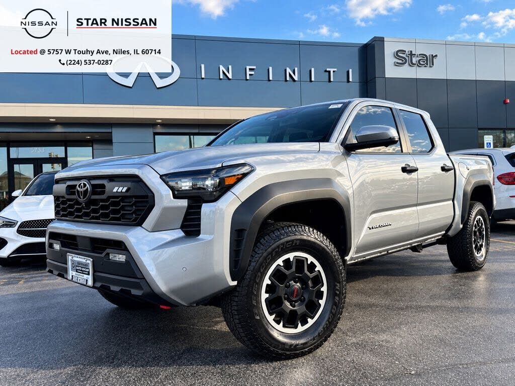2024 TOYOTA Tacoma