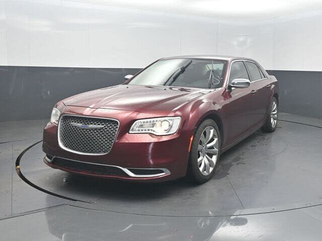 2019 CHRYSLER 300