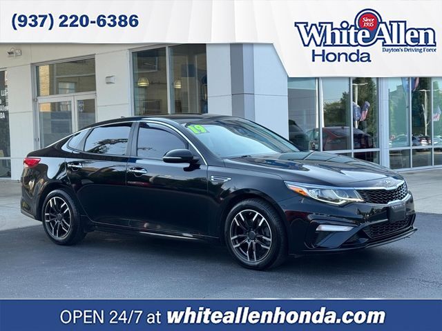 2019 KIA Optima