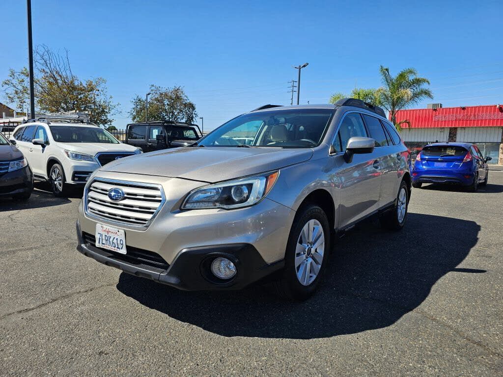 2015 SUBARU Outback