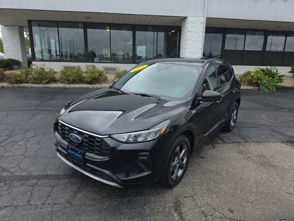 2023 FORD Escape